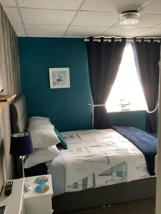 Bed and Breakfast By The Seaside Blackpool Exterior foto