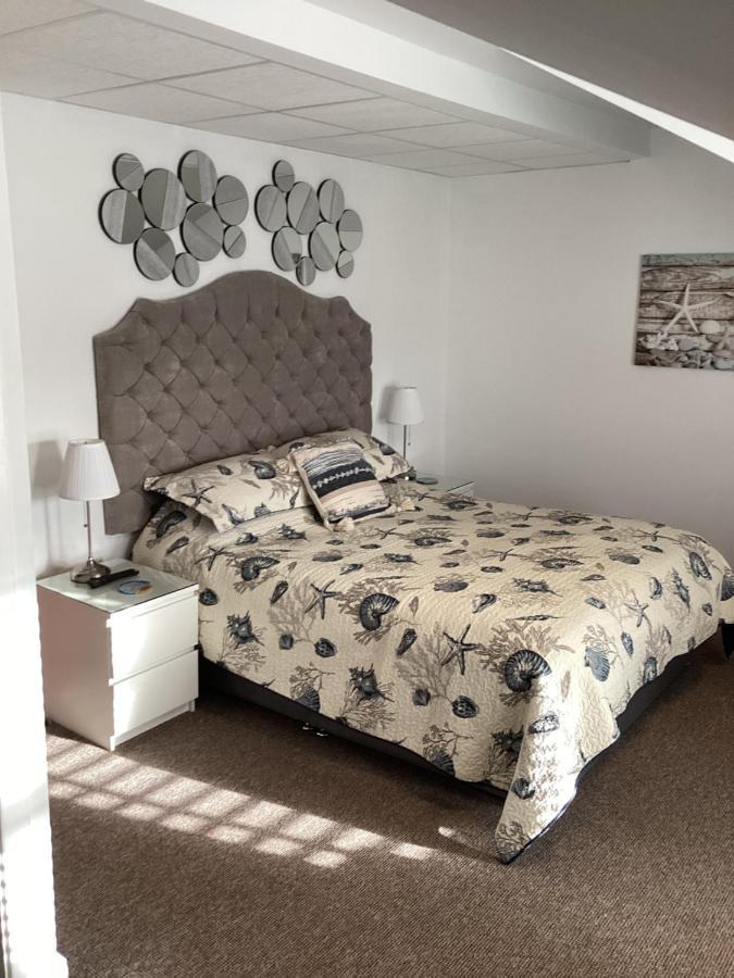 Bed and Breakfast By The Seaside Blackpool Exterior foto
