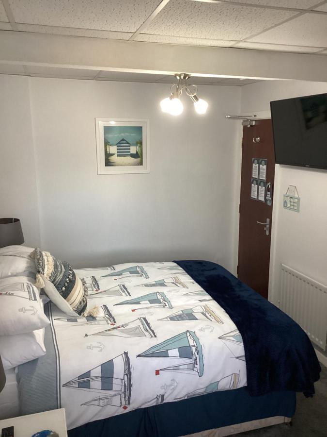Bed and Breakfast By The Seaside Blackpool Exterior foto